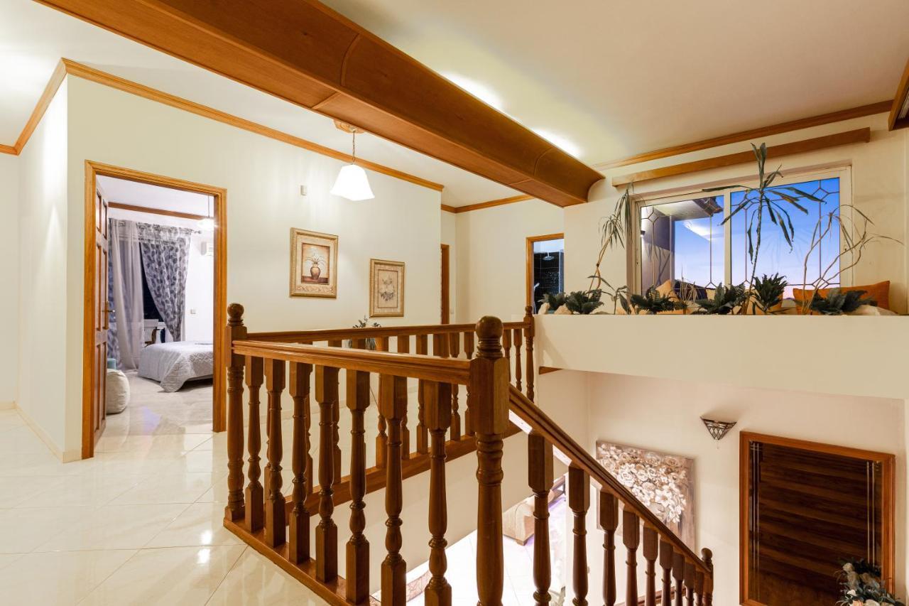 Galadriel Villa With Private Pool & Jacuzzi Kato Yerakarion Exterior foto