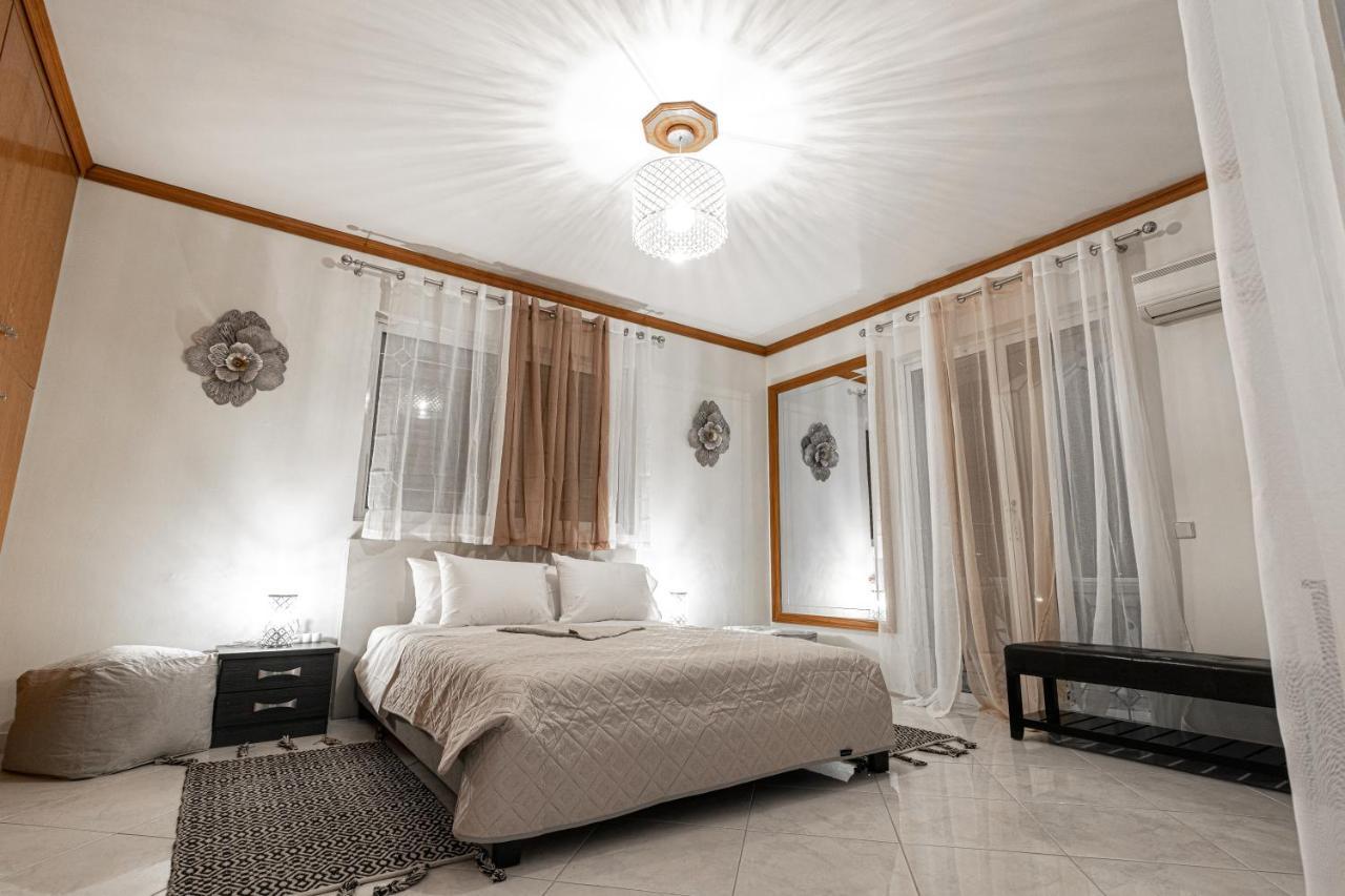 Galadriel Villa With Private Pool & Jacuzzi Kato Yerakarion Exterior foto