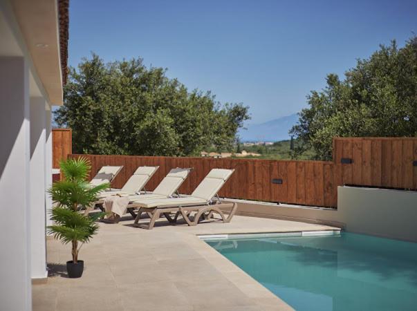 Galadriel Villa With Private Pool & Jacuzzi Kato Yerakarion Exterior foto